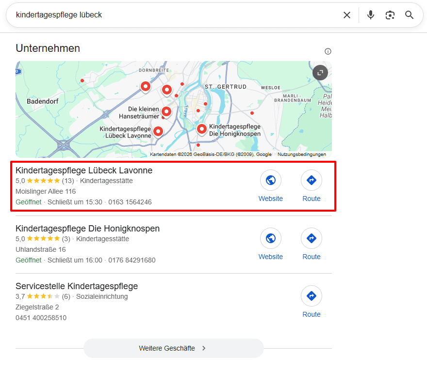 Original-Screenshot der Google-Suche kindertagespflege l&uuml;beck: Kindertagespflege L&uuml;beck Lavonne auf Platz 1 der lokalen Ergebnisse mit 5,0 Sternen aus 13 Bewertungen